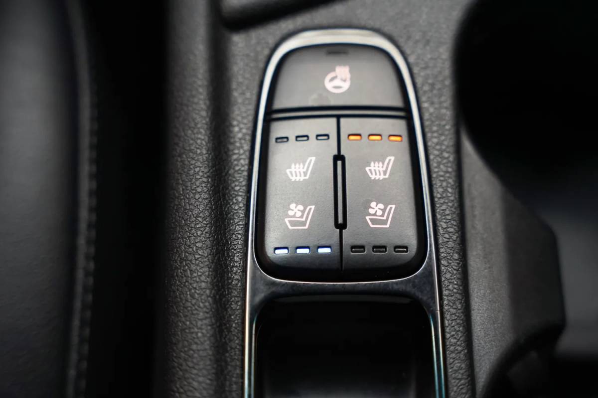 Kia Niro Kia Niro 1.6 GDi PHEV ExecutiveLine [ Leder JBL Navi Camera Apple/Android  ]