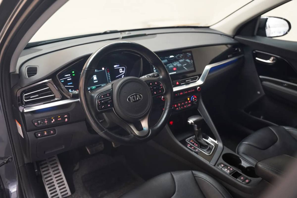 Kia Niro Kia Niro 1.6 GDi PHEV ExecutiveLine [ Leder JBL Navi Camera Apple/Android  ]