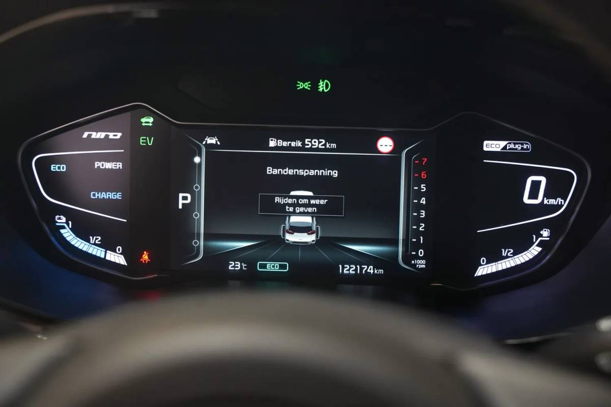 Kia Niro Kia Niro 1.6 GDi PHEV ExecutiveLine [ Leder JBL Navi Camera Apple/Android  ]