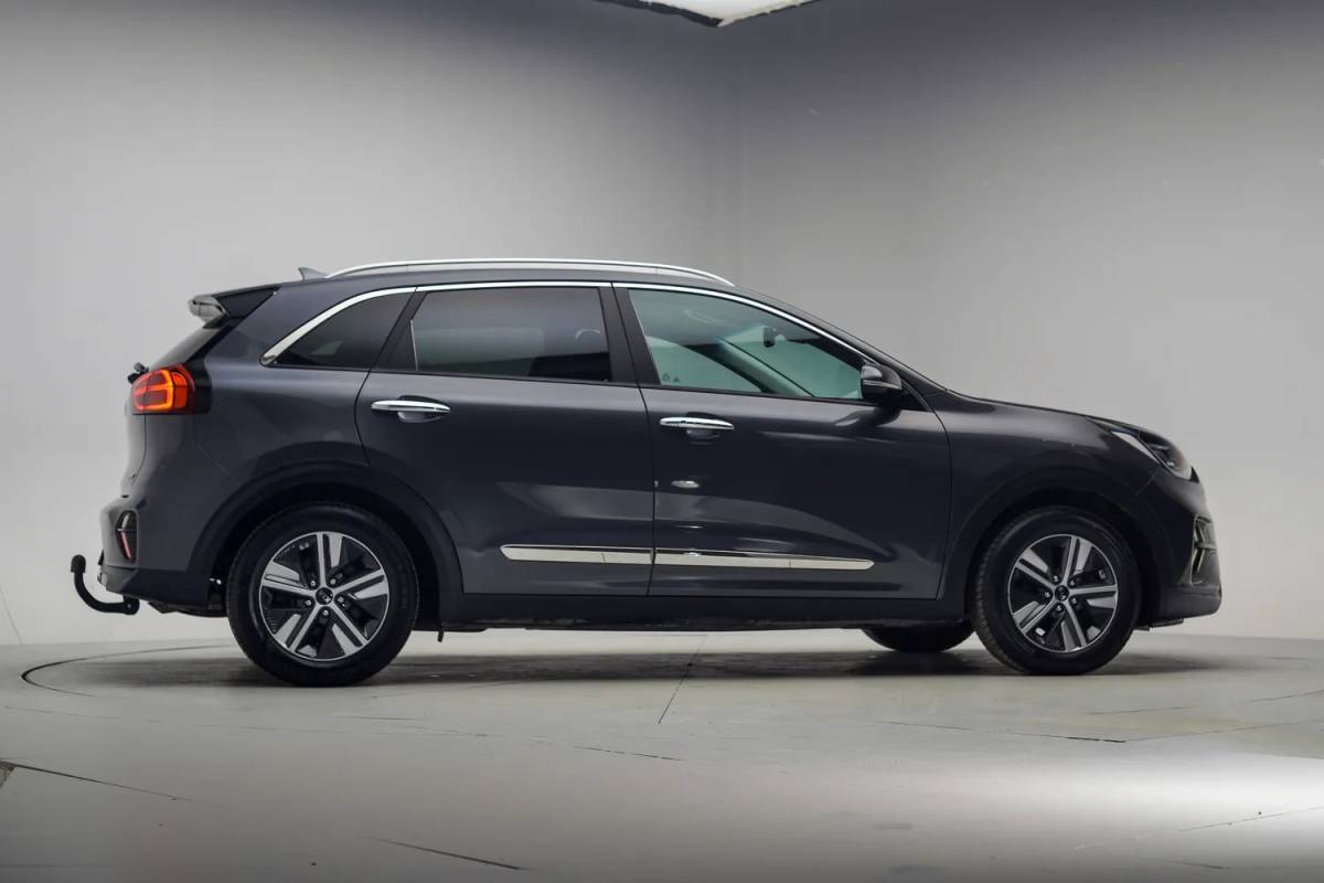 Kia Niro Kia Niro 1.6 GDi PHEV ExecutiveLine [ Leder JBL Navi Camera Apple/Android  ]