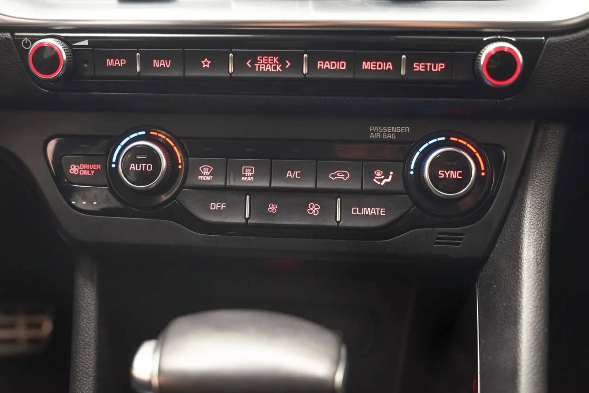 Kia Niro Kia Niro 1.6 GDi PHEV ExecutiveLine [ Leder JBL Navi Camera Apple/Android  ]