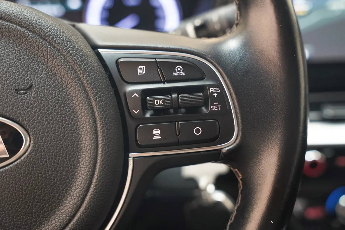 Kia Niro Kia Niro 1.6 GDi Hybrid DynamicLine [ Navi Camera Apple/Android Clima ]
