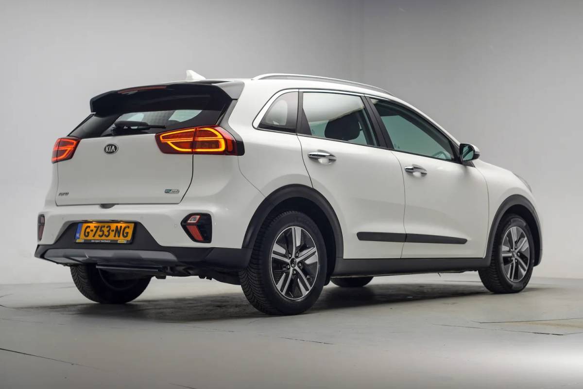 Kia Niro Kia Niro 1.6 GDi Hybrid DynamicLine [ Navi Camera Apple/Android Clima ]