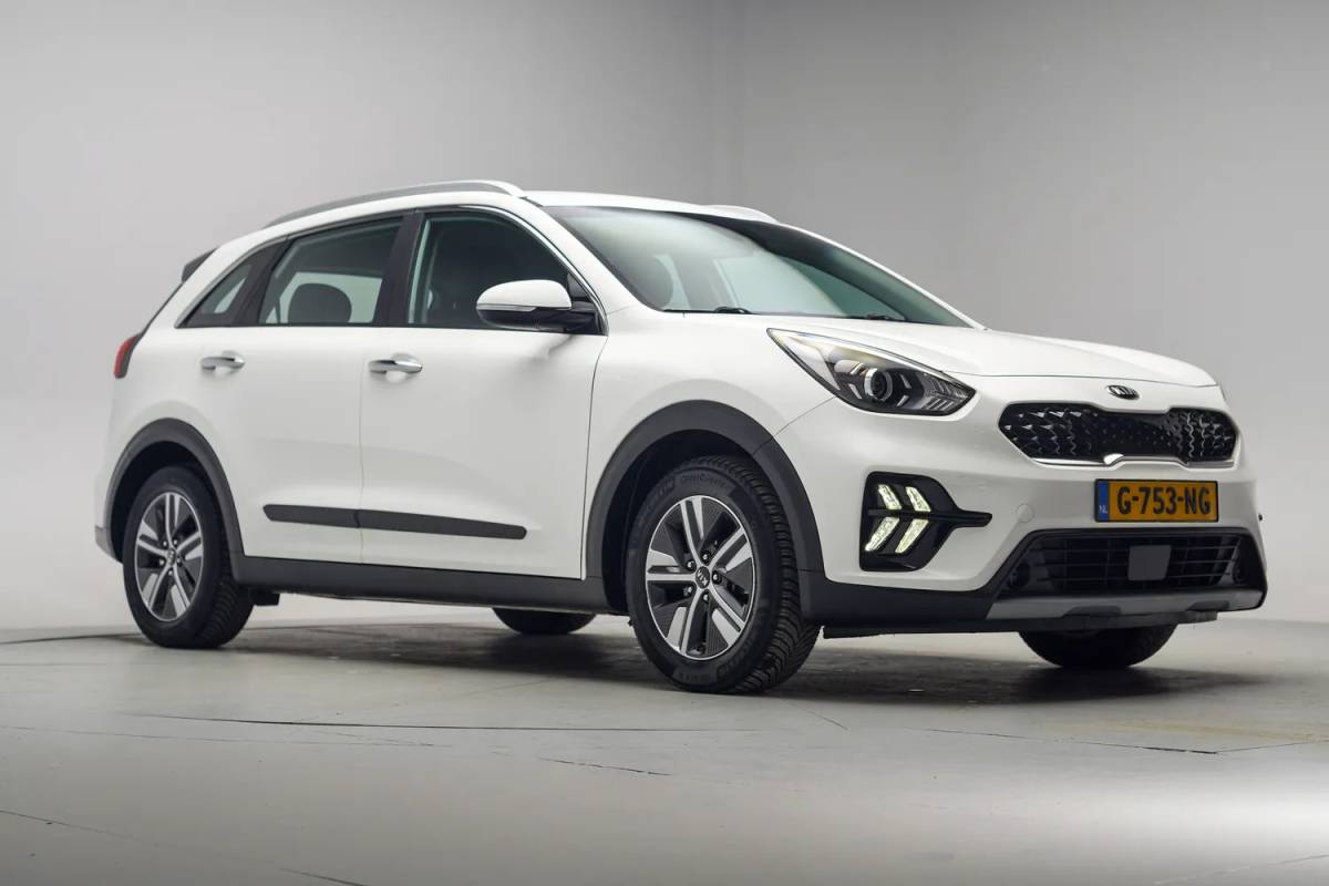 Kia Niro Kia Niro 1.6 GDi Hybrid DynamicLine [ Navi Camera Apple/Android Clima ]