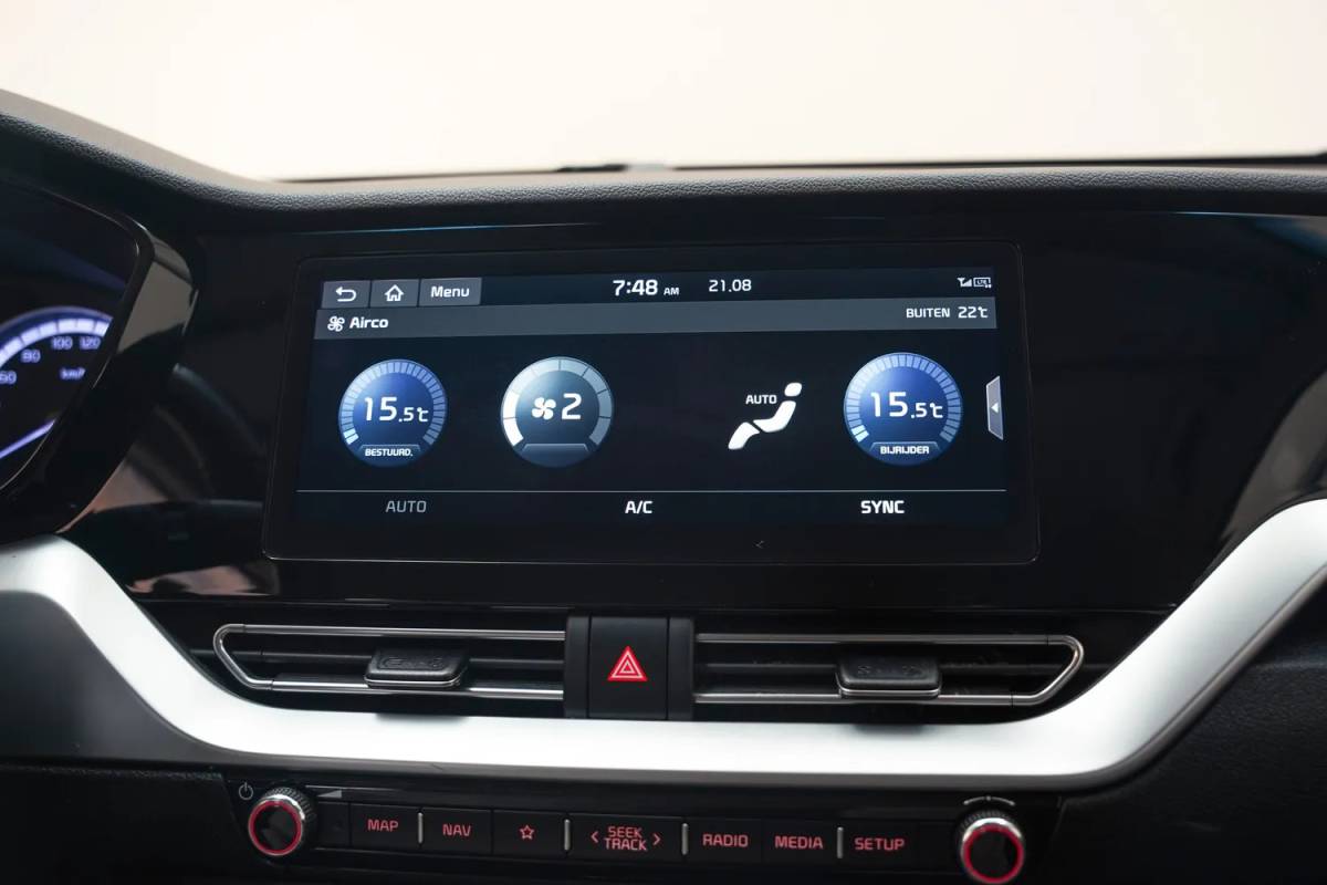 Kia Niro Kia Niro 1.6 GDi Hybrid DynamicLine [ Navi Camera Apple/Android Clima ]
