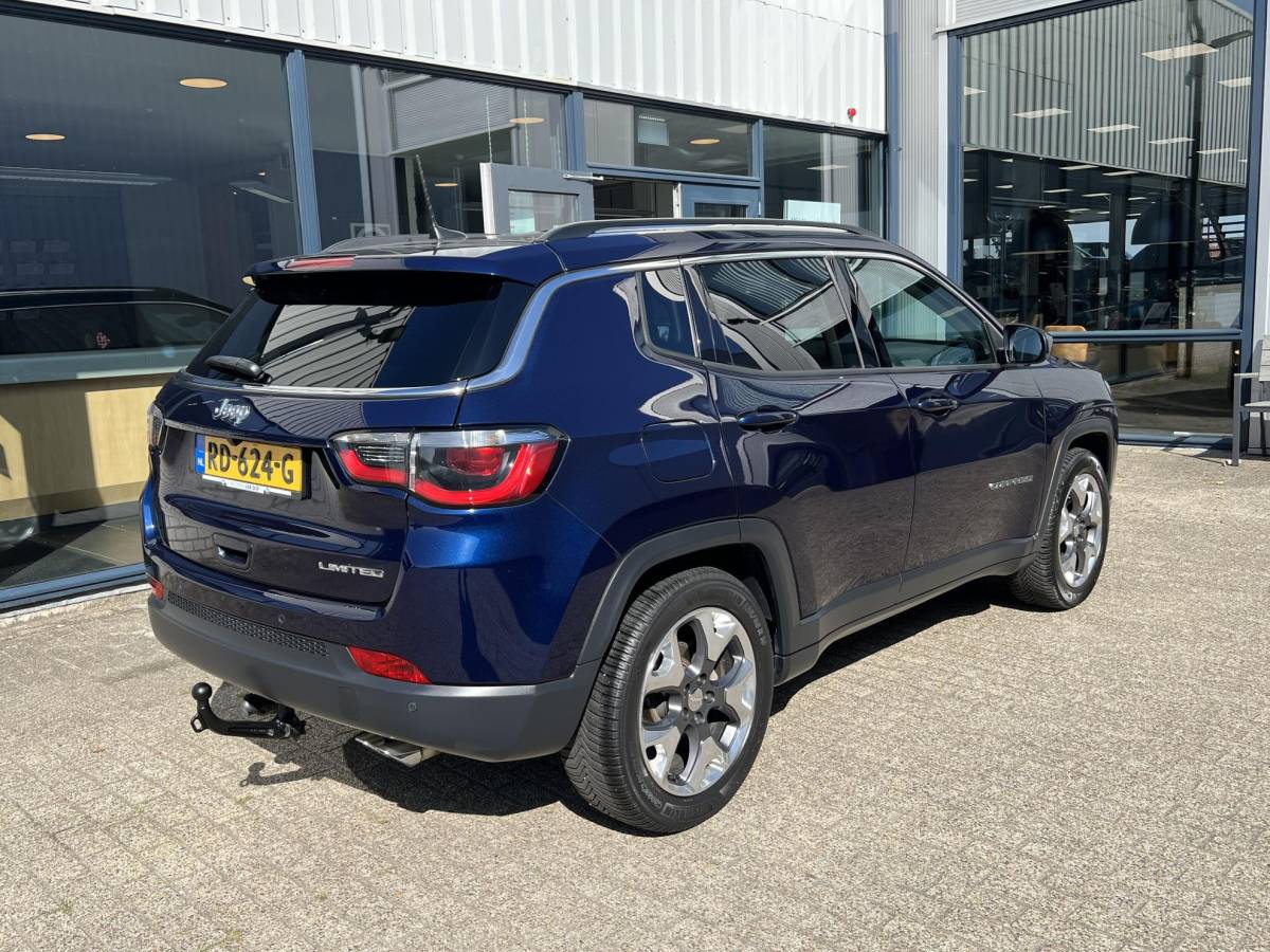 Jeep Compass Jeep Compass 1.4 MultiAir Opening Edition Plus Beats audio / trekhaak / volledige historie