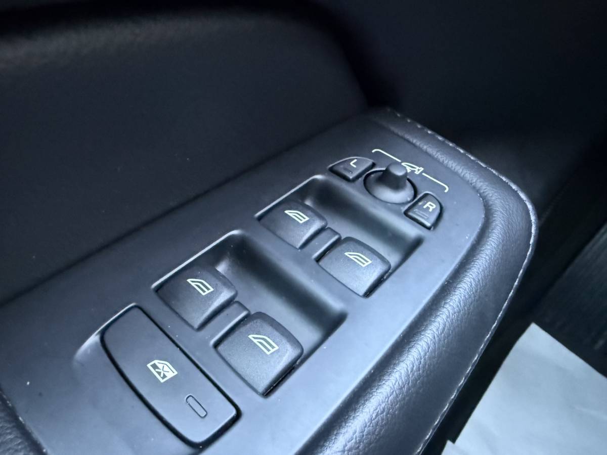 Volvo V60 Volvo V60 BWJ 2022 2.0 B4  200 PK Momentum AUTOMAAT | TREKHAAK | STOEL + STUURVERW. | FULL LED | CAMERA | CRUISE | CARPLAY + ANDROID | NAVI | CLIMA | LMV | PDC