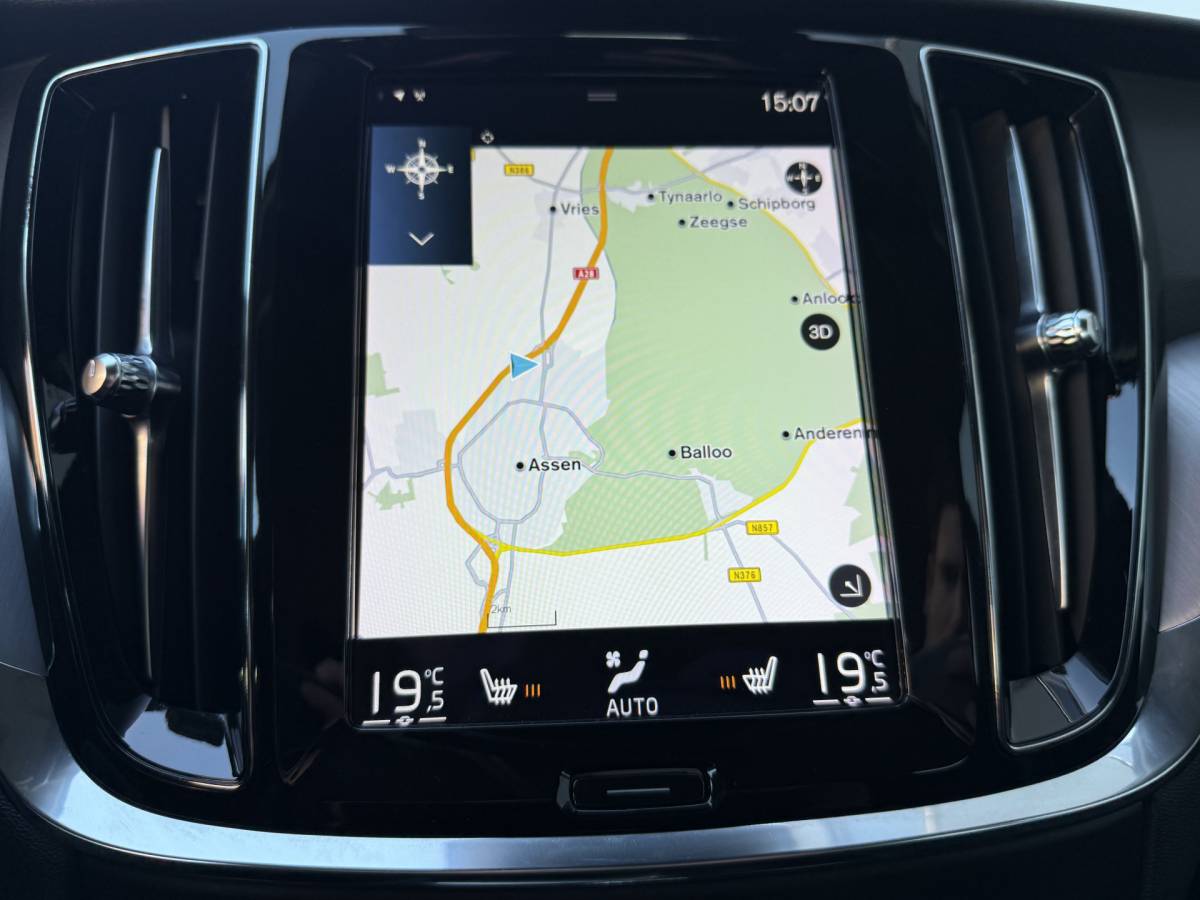 Volvo V60 Volvo V60 BWJ 2022 2.0 B4  200 PK Momentum AUTOMAAT | TREKHAAK | STOEL + STUURVERW. | FULL LED | CAMERA | CRUISE | CARPLAY + ANDROID | NAVI | CLIMA | LMV | PDC