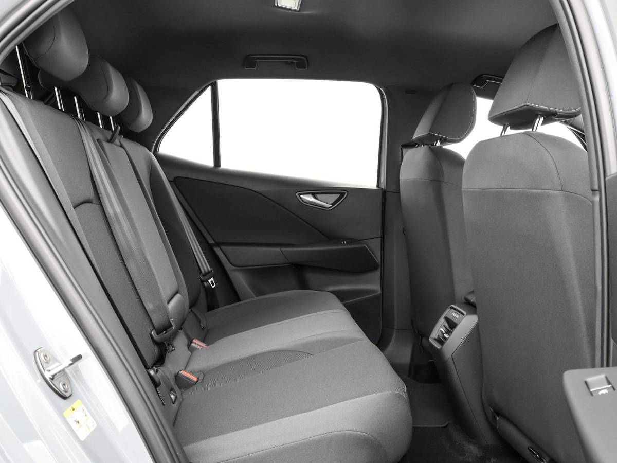 Volkswagen ID.3 Neo Volkswagen ID.3 Neo Life 61 kWh accu 190 PK Elektr. aandrijving · Comfort Pakket · Zijruiten achter en achterruit getint ·