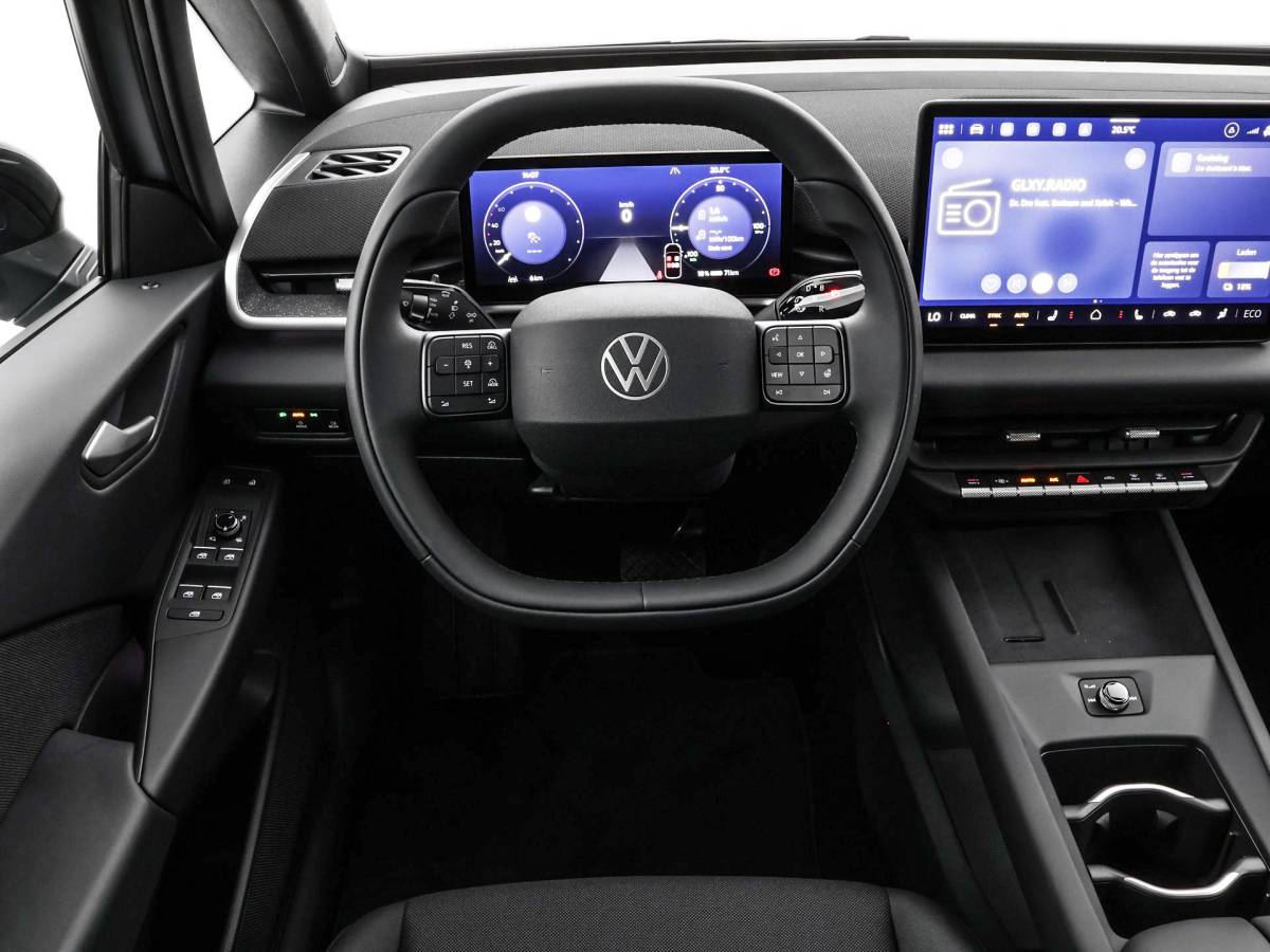 Volkswagen ID.3 Neo Volkswagen ID.3 Neo Life 61 kWh accu 190 PK Elektr. aandrijving · Comfort Pakket · Zijruiten achter en achterruit getint ·