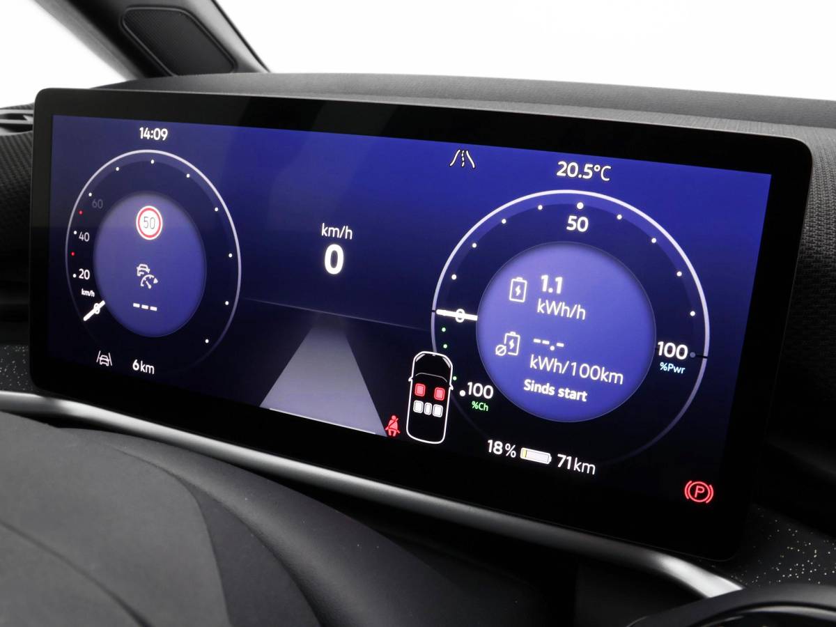 Volkswagen ID.3 Neo Volkswagen ID.3 Neo Life 61 kWh accu 190 PK Elektr. aandrijving · Comfort Pakket · Zijruiten achter en achterruit getint ·