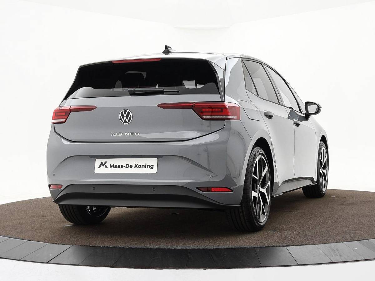 Volkswagen ID.3 Neo Volkswagen ID.3 Neo Life 61 kWh accu 190 PK Elektr. aandrijving · Comfort Pakket · Zijruiten achter en achterruit getint ·