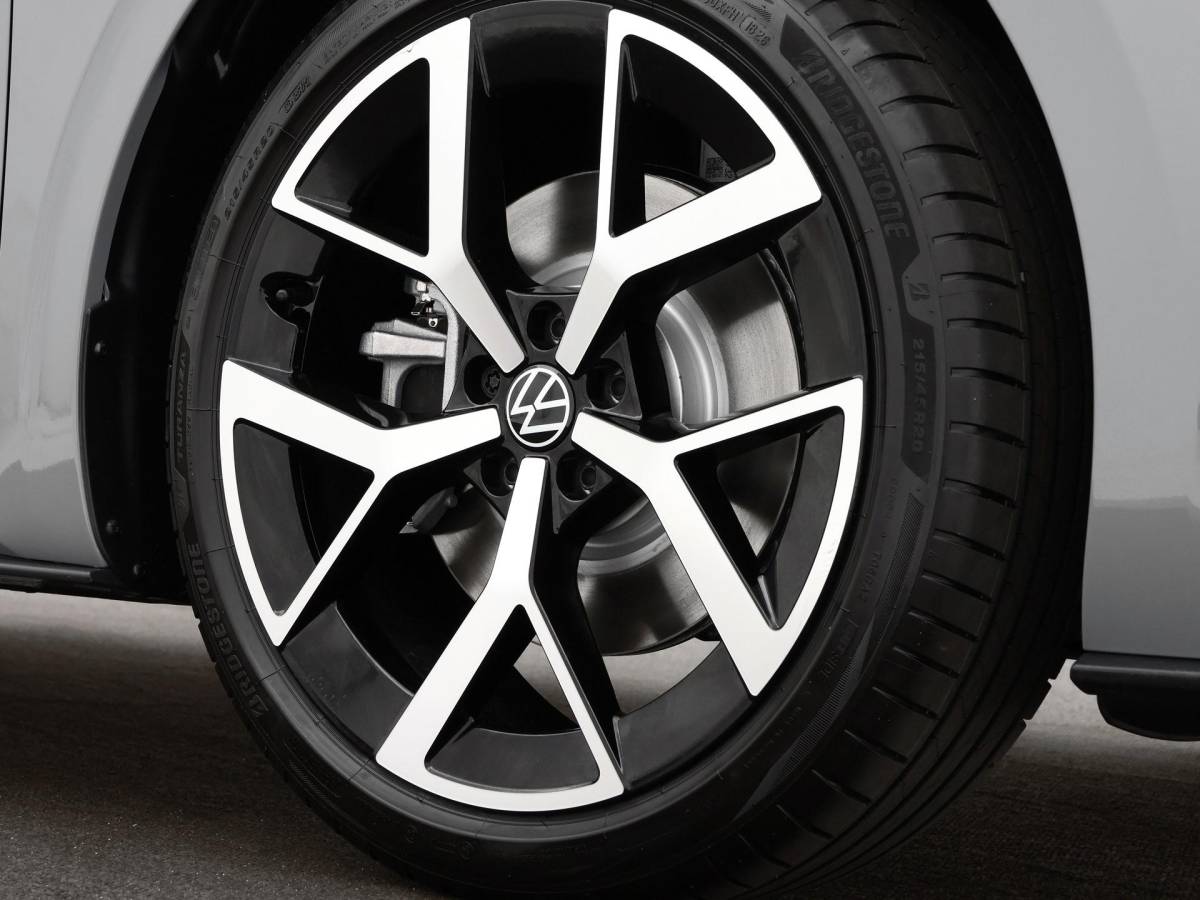 Volkswagen ID.3 Neo Volkswagen ID.3 Neo Life 61 kWh accu 190 PK Elektr. aandrijving · Comfort Pakket · Zijruiten achter en achterruit getint ·