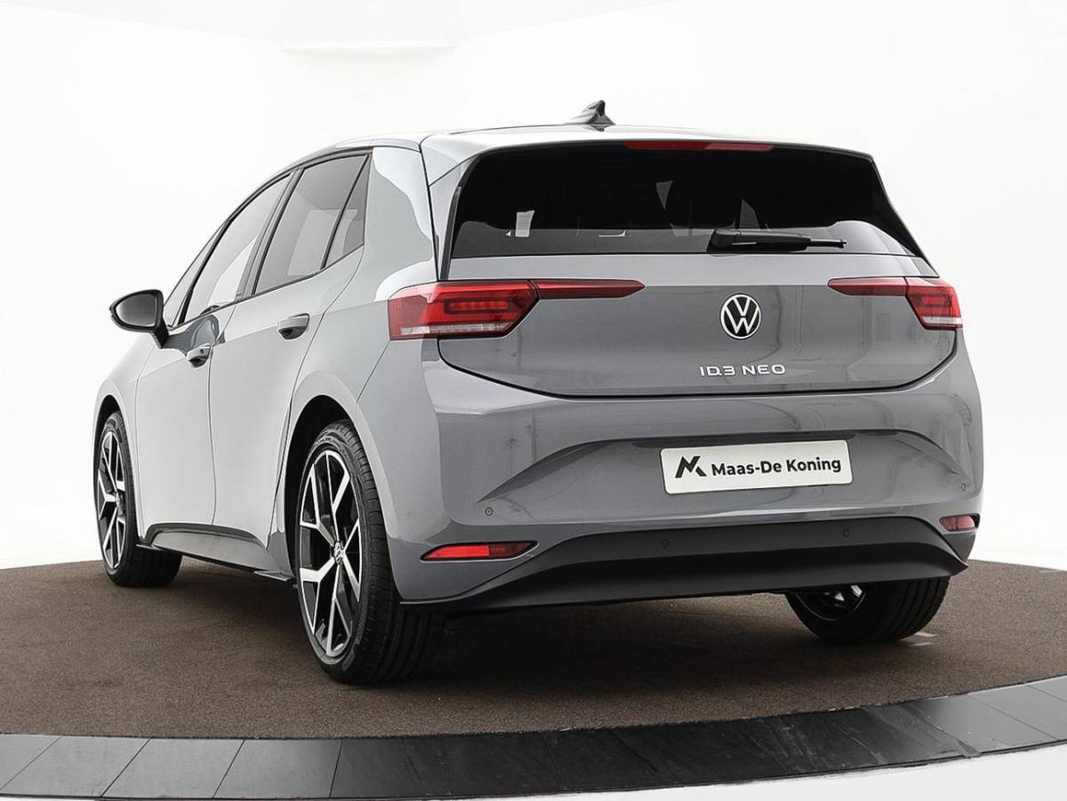 Volkswagen ID.3 Neo Volkswagen ID.3 Neo Life 61 kWh accu 190 PK Elektr. aandrijving · Comfort Pakket · Zijruiten achter en achterruit getint ·