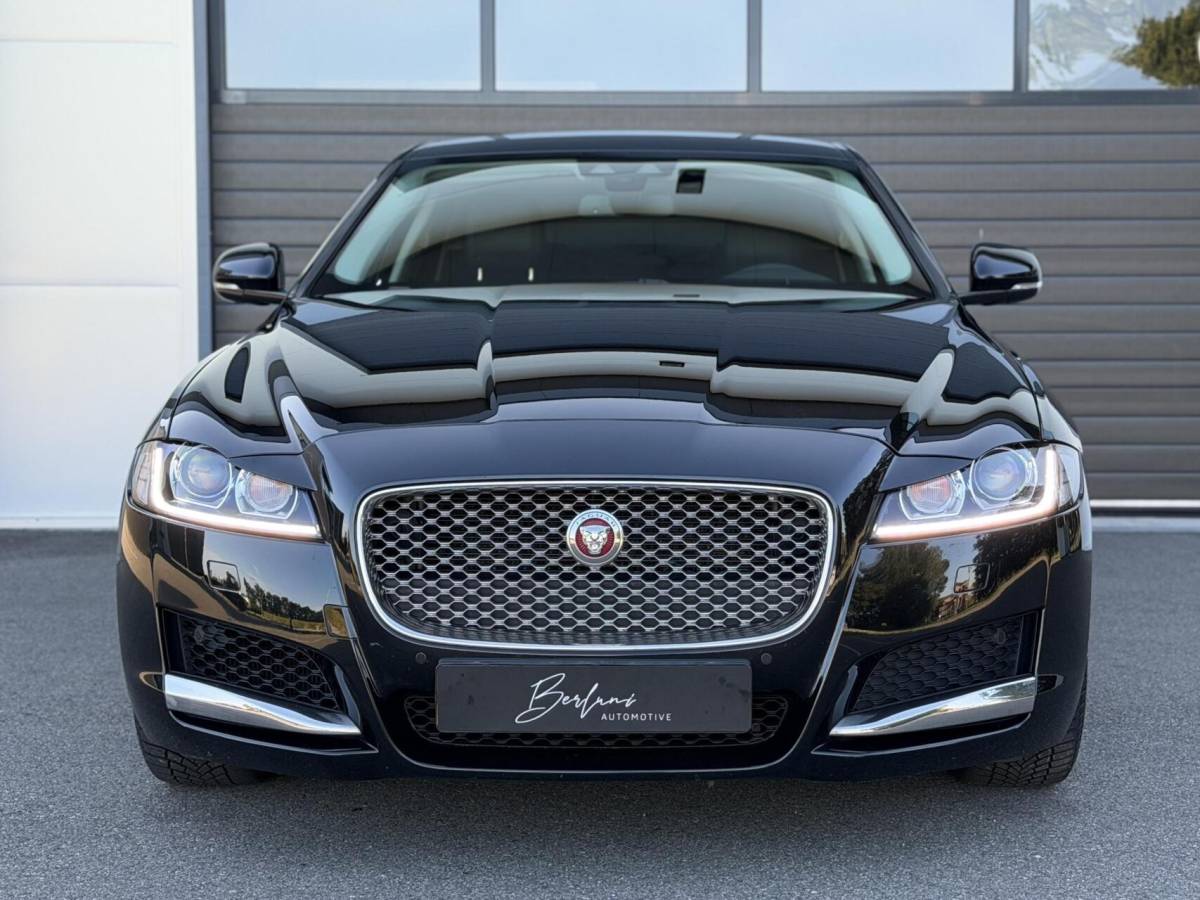 Jaguar XF Jaguar XF 2.0 Portfolio Org NL|Carplay|Leder|Goed onderhoud!