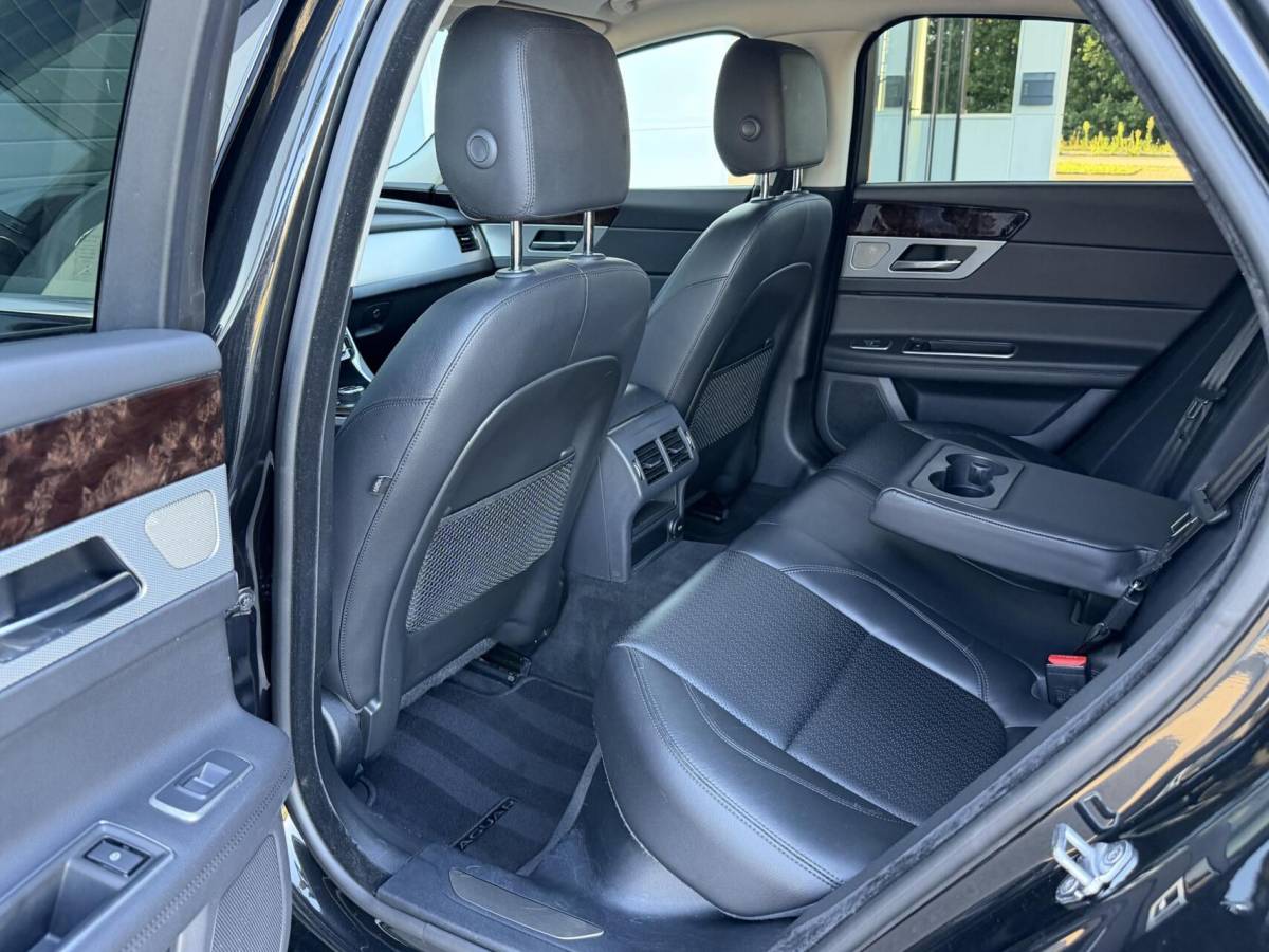 Jaguar XF Jaguar XF 2.0 Portfolio Org NL|Carplay|Leder|Goed onderhoud!