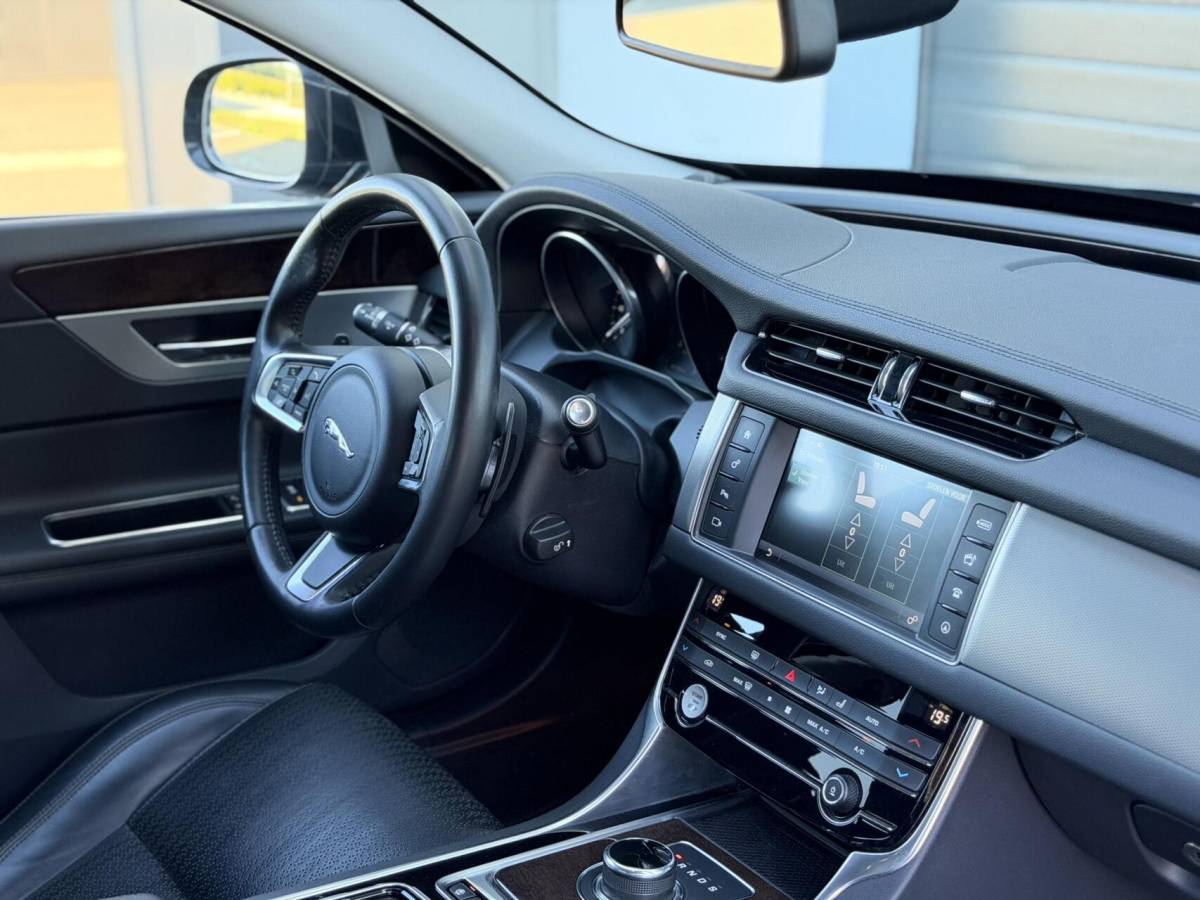 Jaguar XF Jaguar XF 2.0 Portfolio Org NL|Carplay|Leder|Goed onderhoud!