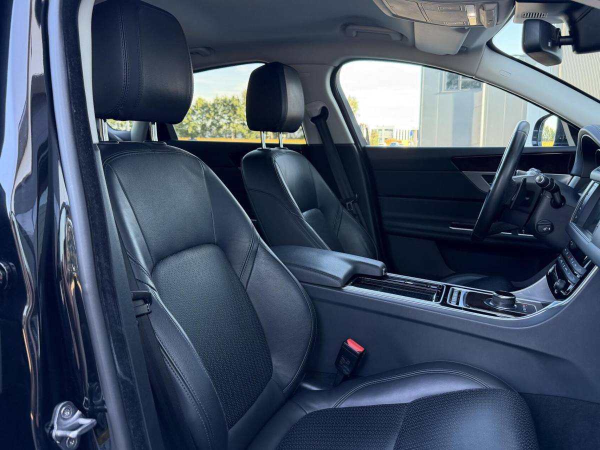 Jaguar XF Jaguar XF 2.0 Portfolio Org NL|Carplay|Leder|Goed onderhoud!