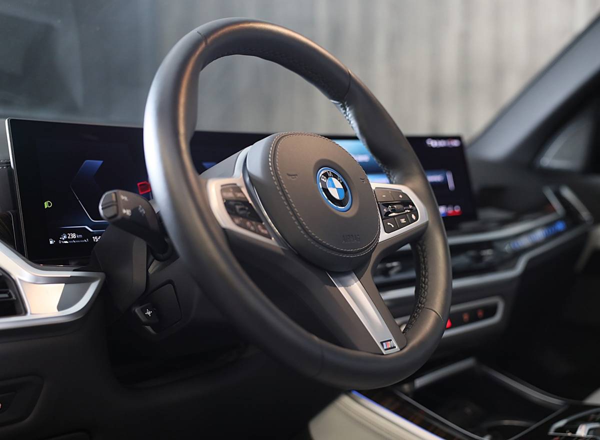 BMW X5 BMW X5 XDrive50e M Line / Head Up / Memory / Leder / HK / Open Pano / 360 Camera / Dode Hoek / Luchtvering / 22 Inch