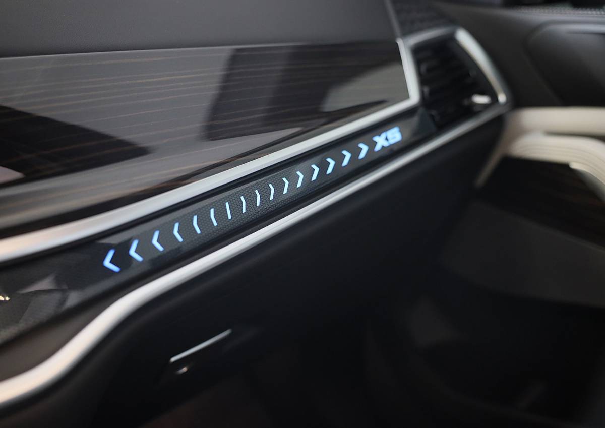 BMW X5 BMW X5 XDrive50e M Line / Head Up / Memory / Leder / HK / Open Pano / 360 Camera / Dode Hoek / Luchtvering / 22 Inch