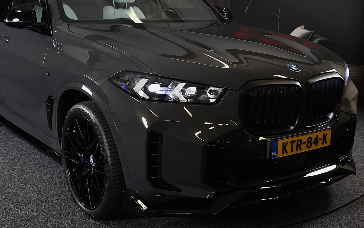 BMW X5 BMW X5 XDrive50e M Line / Head Up / Memory / Leder / HK / Open Pano / 360 Camera / Dode Hoek / Luchtvering / 22 Inch