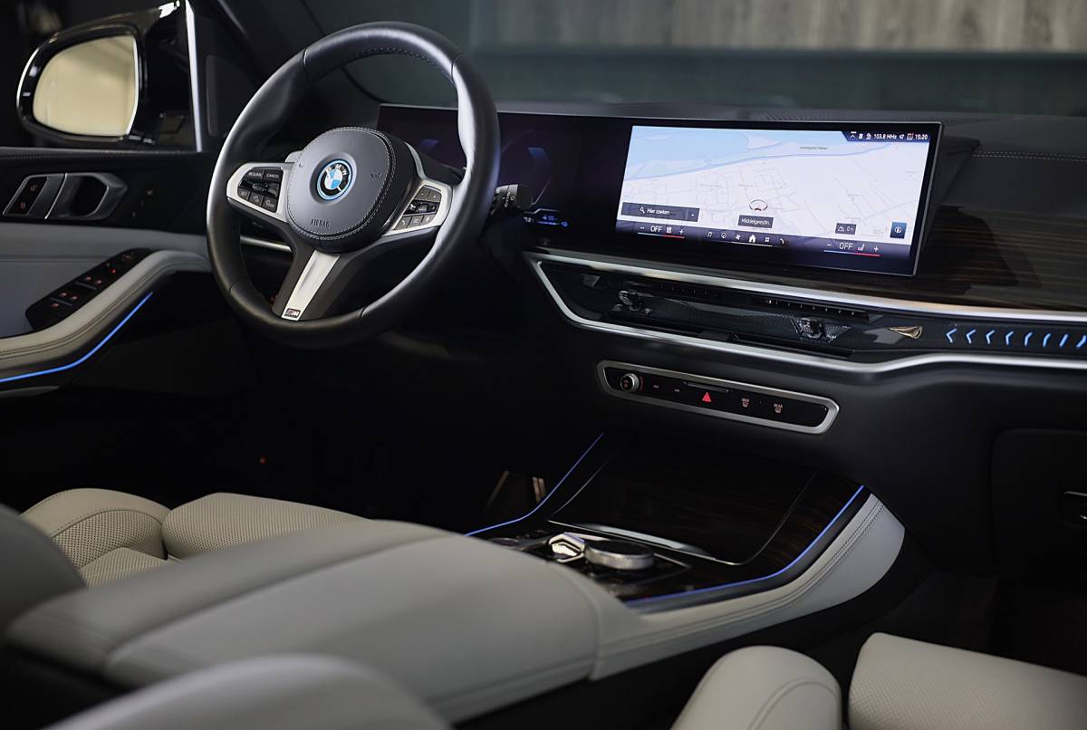 BMW X5 BMW X5 XDrive50e M Line / Head Up / Memory / Leder / HK / Open Pano / 360 Camera / Dode Hoek / Luchtvering / 22 Inch