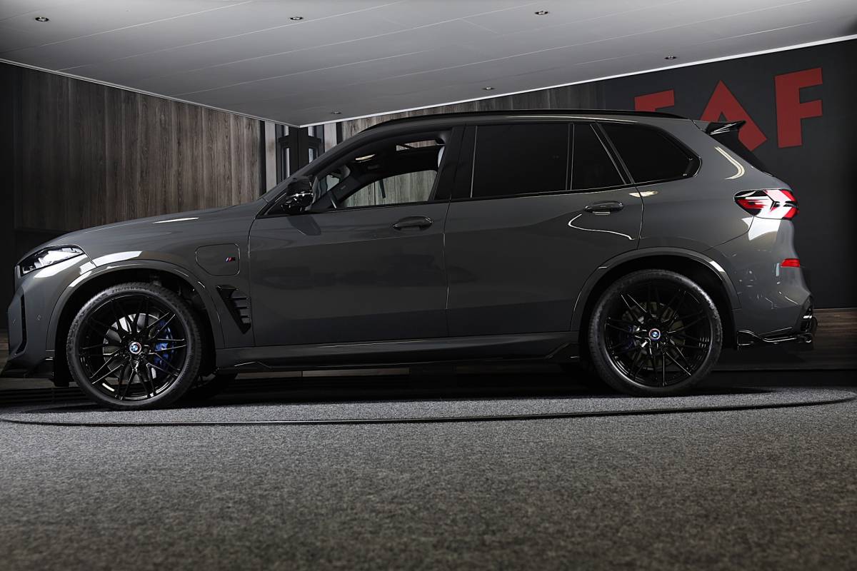 BMW X5 BMW X5 XDrive50e M Line / Head Up / Memory / Leder / HK / Open Pano / 360 Camera / Dode Hoek / Luchtvering / 22 Inch