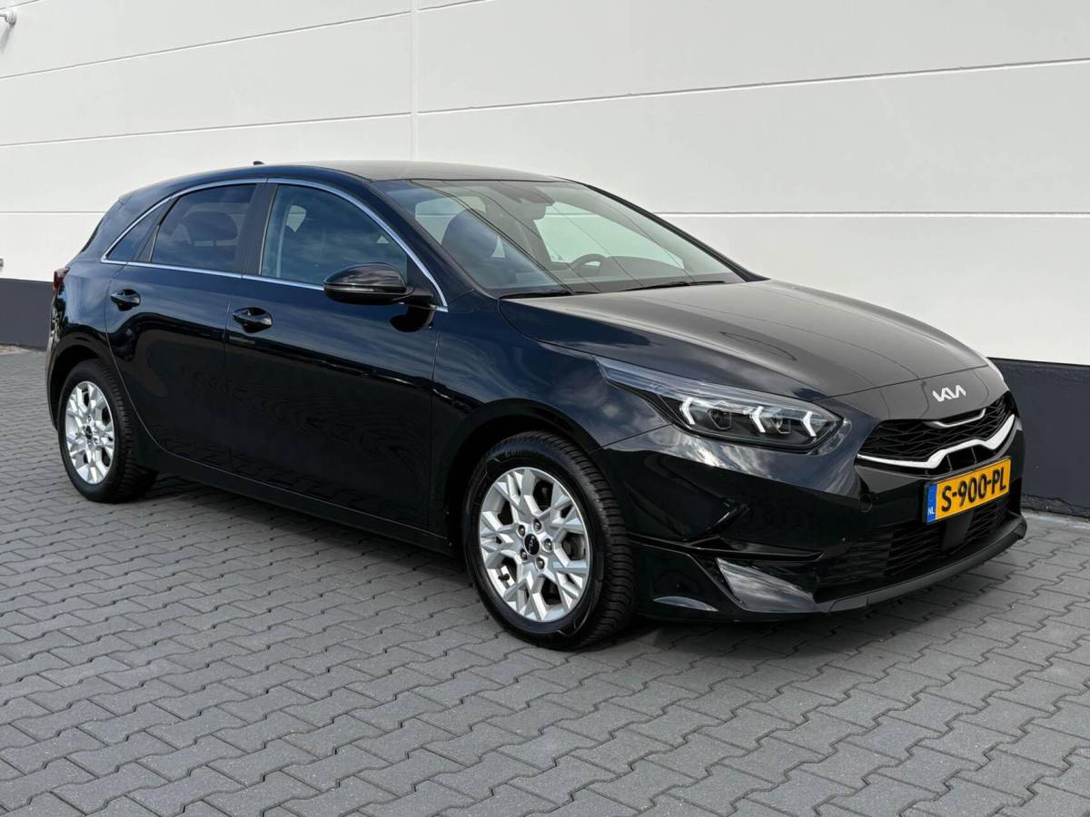 Kia Ceed Kia Ceed 1.0 T-GDi 120pk DynamicPlusLine | Navigatie | Camera | Winterpakket