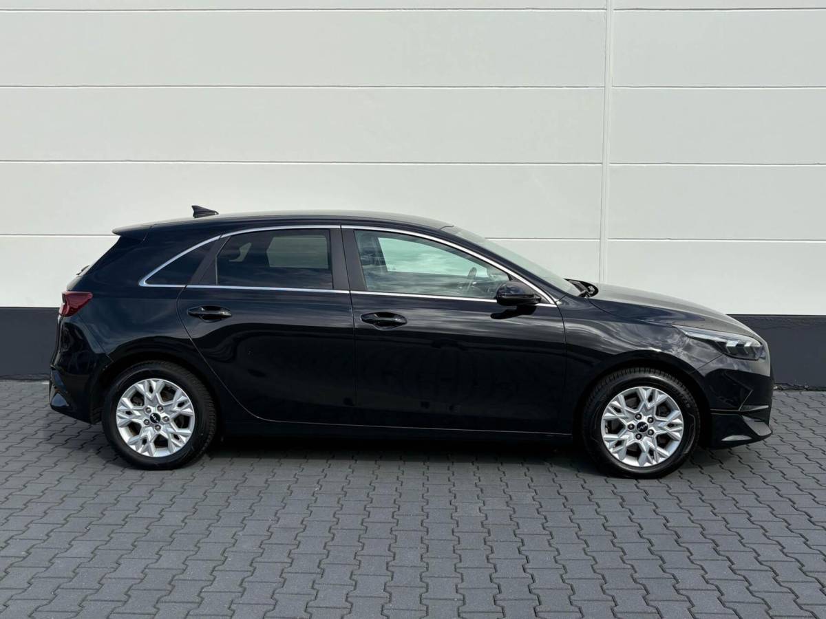 Kia Ceed Kia Ceed 1.0 T-GDi 120pk DynamicPlusLine | Navigatie | Camera | Winterpakket