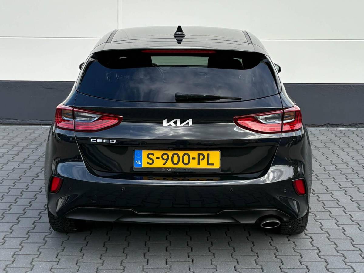 Kia Ceed Kia Ceed 1.0 T-GDi 120pk DynamicPlusLine | Navigatie | Camera | Winterpakket