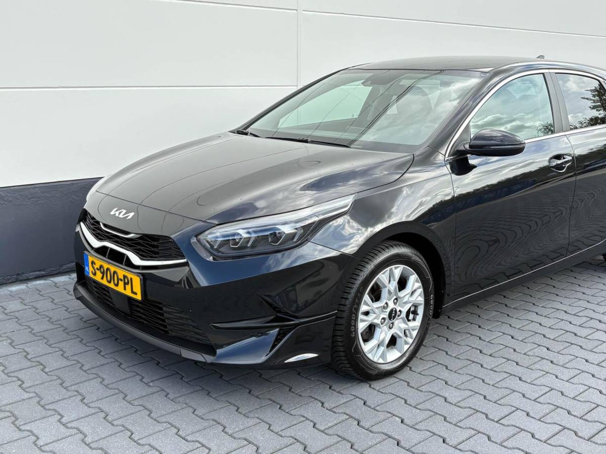 Kia Ceed Kia Ceed 1.0 T-GDi 120pk DynamicPlusLine | Navigatie | Camera | Winterpakket