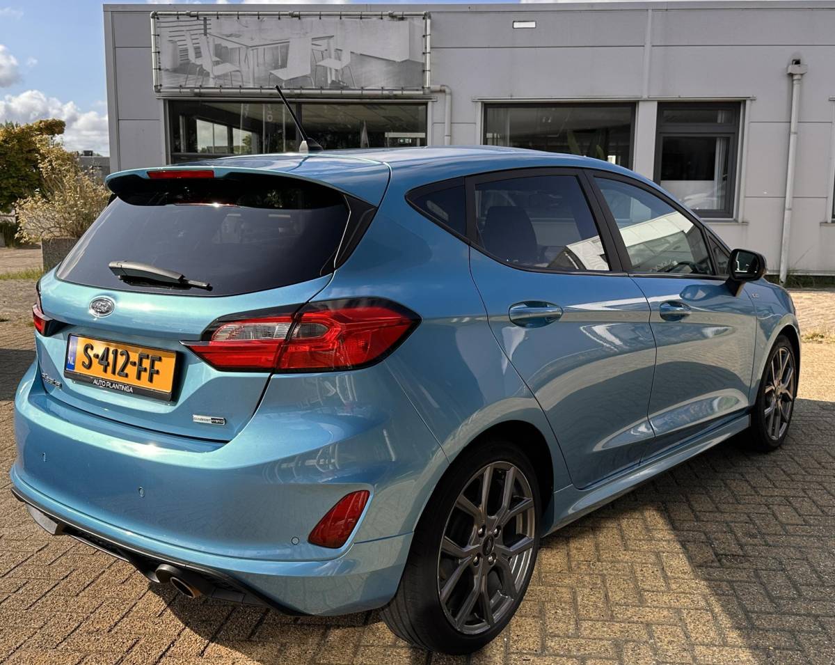Ford Fiesta Ford Fiesta 1.0 EcoBoost Hybrid ST-Line X 135PK | Stoelverwarming | Stuurverwarming | Voorruitverwarming | Cruise Control | Climate Control | Parkeersensoren | Apple Carplay & Andriod Auto | 2 Sleutels |