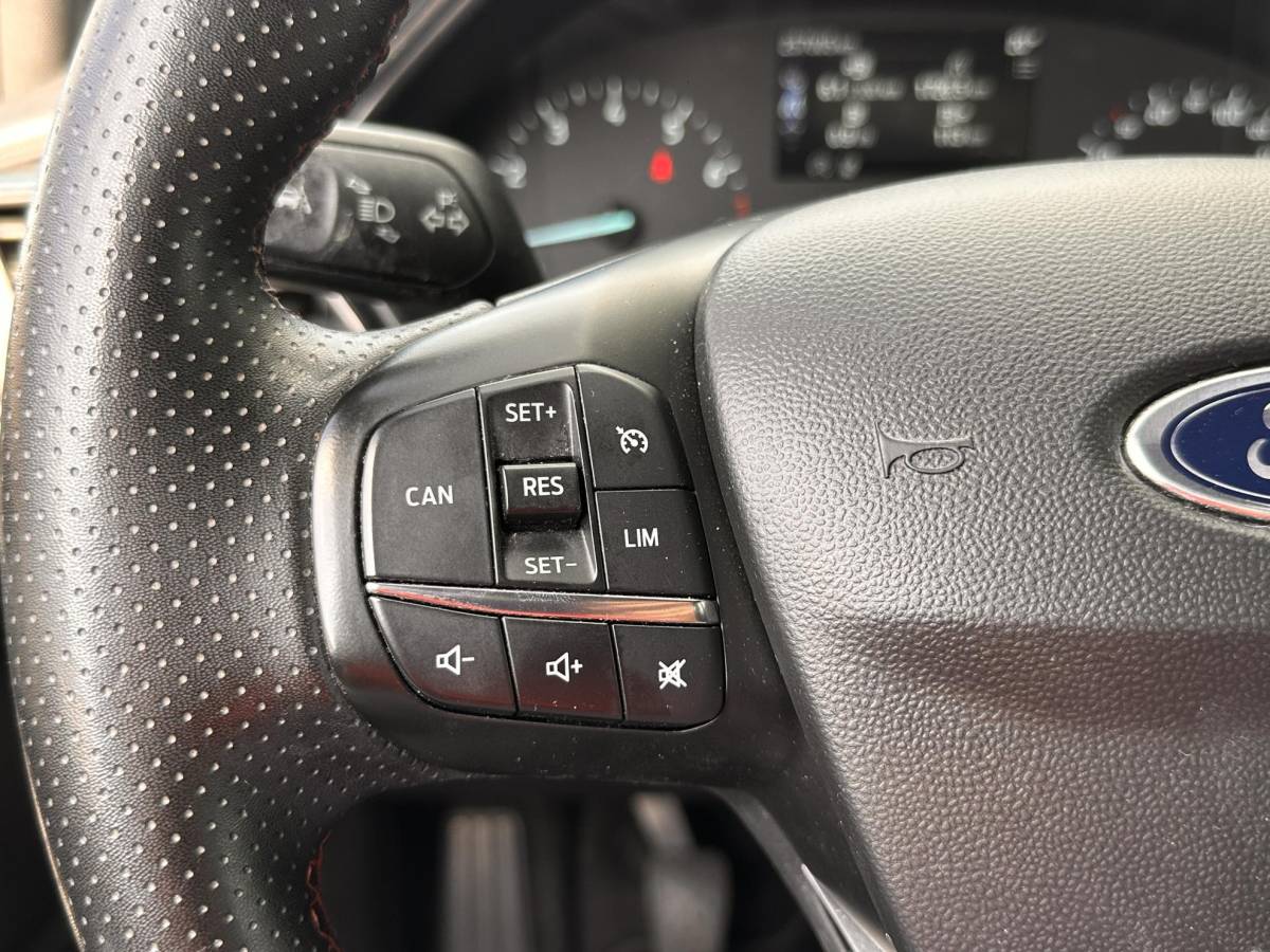 Ford Fiesta Ford Fiesta 1.0 EcoBoost Hybrid ST-Line X 135PK | Stoelverwarming | Stuurverwarming | Voorruitverwarming | Cruise Control | Climate Control | Parkeersensoren | Apple Carplay & Andriod Auto | 2 Sleutels |
