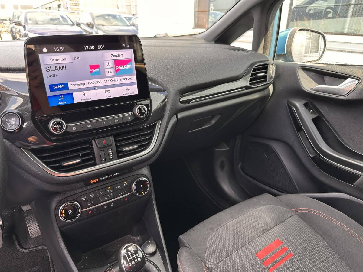 Ford Fiesta Ford Fiesta 1.0 EcoBoost Hybrid ST-Line X 135PK | Stoelverwarming | Stuurverwarming | Voorruitverwarming | Cruise Control | Climate Control | Parkeersensoren | Apple Carplay & Andriod Auto | 2 Sleutels |