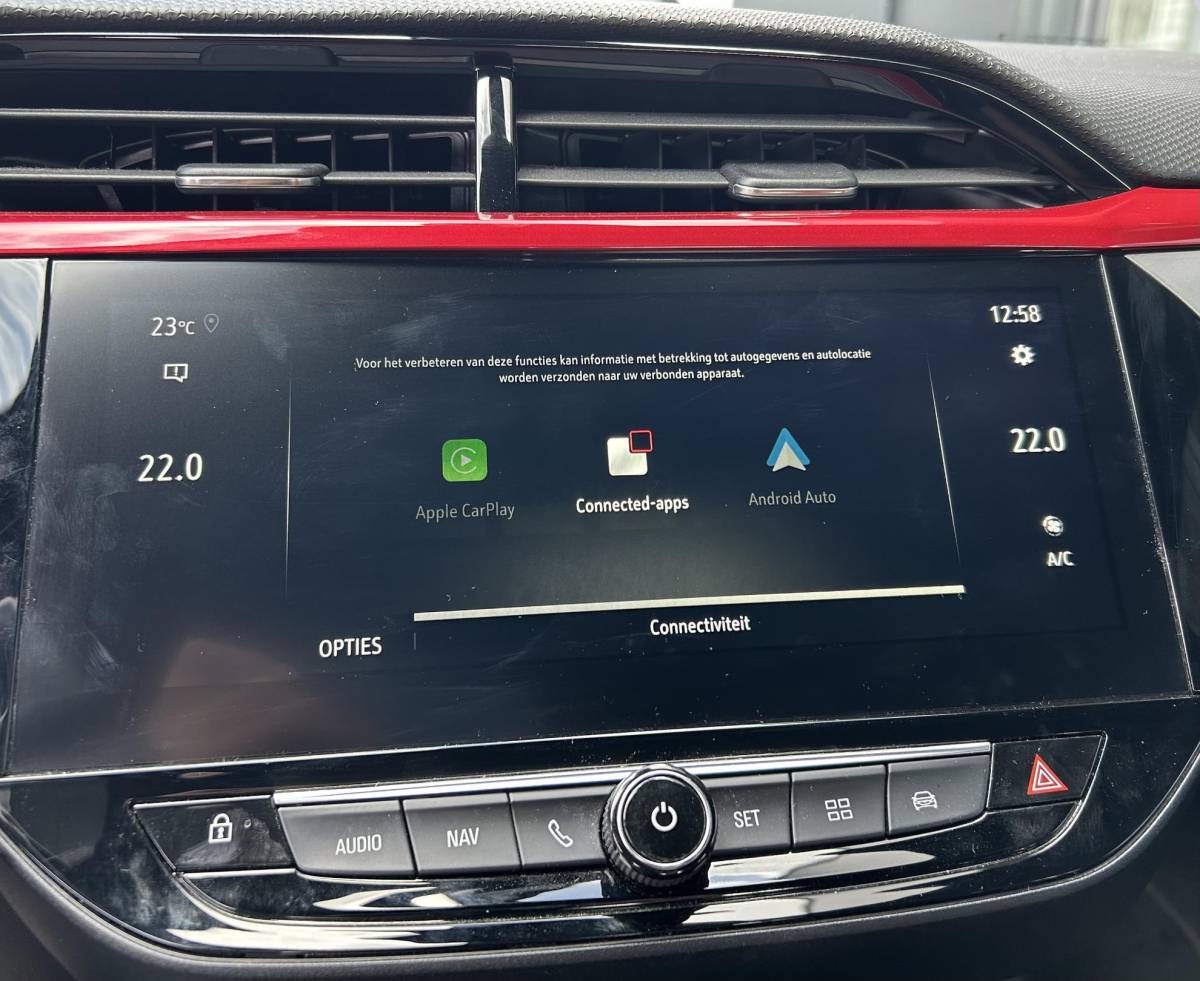 Opel Corsa Opel Corsa 1.2 GS Line 131PK | AUTOMAAT | 2e Eigenaar | NL AUTO | Onderhoudshistorie | Achteruitrijcamera | Sportstoelen | Armsteun | Apple Carplay & Andriod Auto | Lichtmetalen Velgen | 2 Sleutels | Keyless |