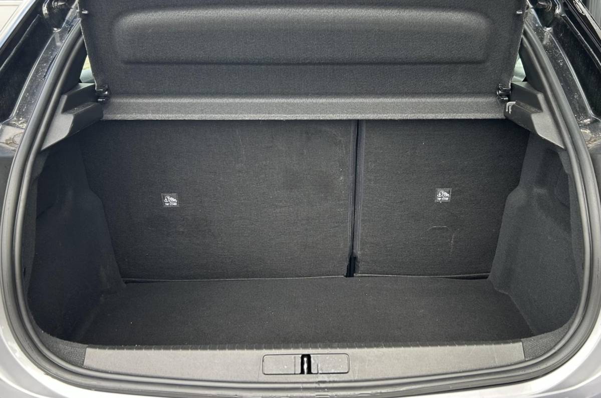 Opel Corsa Opel Corsa 1.2 GS Line 131PK | AUTOMAAT | 2e Eigenaar | NL AUTO | Onderhoudshistorie | Achteruitrijcamera | Sportstoelen | Armsteun | Apple Carplay & Andriod Auto | Lichtmetalen Velgen | 2 Sleutels | Keyless |