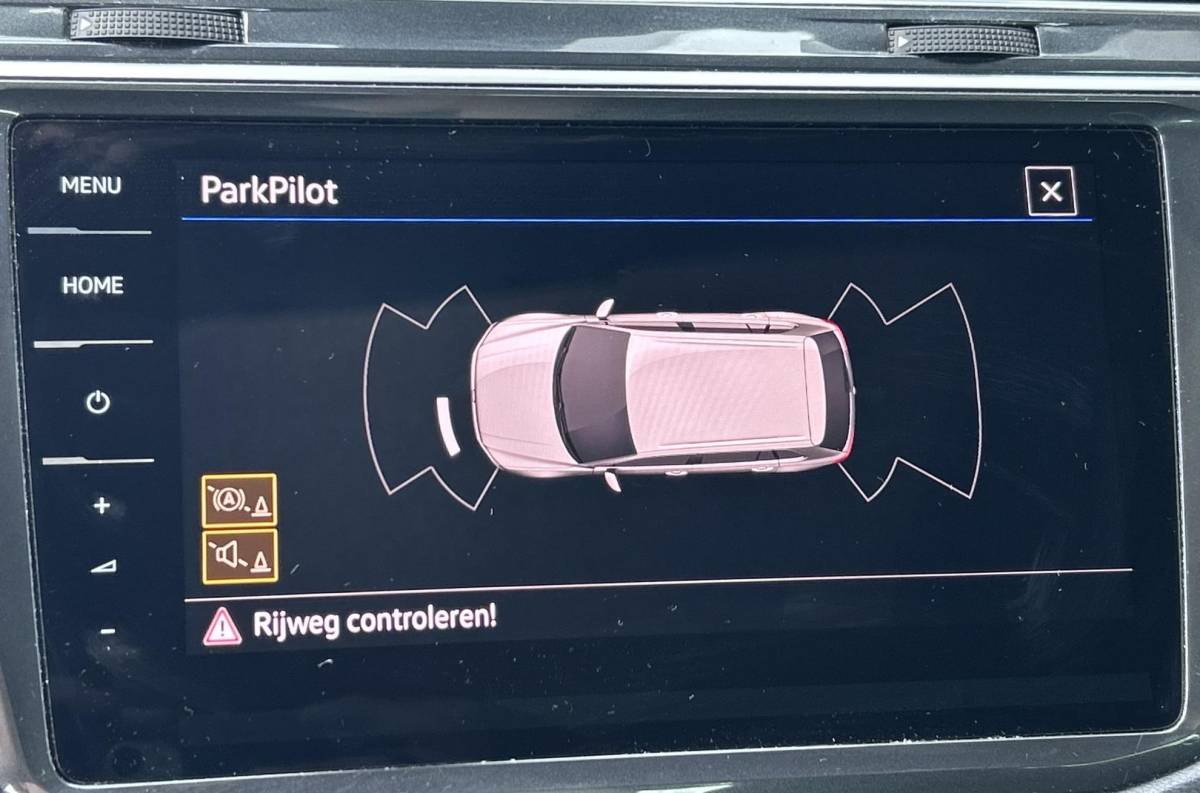 Volkswagen Tiguan Volkswagen Tiguan 1.4 TSI ACT R-Line Business R 150PK | 2e Eigenaar | DEALERONDERHOUDEN | NL AUTO | PANO | Virtual | Ergo Stoelen | Stoelverwarming | DAB+ | Adaptive Cruise Control | Parkeersensoren Voor en Achter | Navigatie | Climate Control | NAP | 2 Sleutels | APK tot 23-03-2027 |