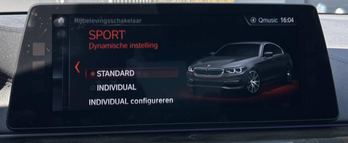BMW 5 Serie BMW 5-serie 530d High Executive 265PK | AUTOMAAT | PANO | Achteruitrijcamera | Leder | Memory | Head Up Display | Virtual | 19 Inch | 2 Sleutels | APK tot 31-05-2027 |