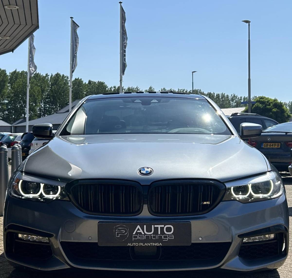 BMW 5 Serie BMW 5-serie 530d High Executive 265PK | AUTOMAAT | PANO | Achteruitrijcamera | Leder | Memory | Head Up Display | Virtual | 19 Inch | 2 Sleutels | APK tot 31-05-2027 |