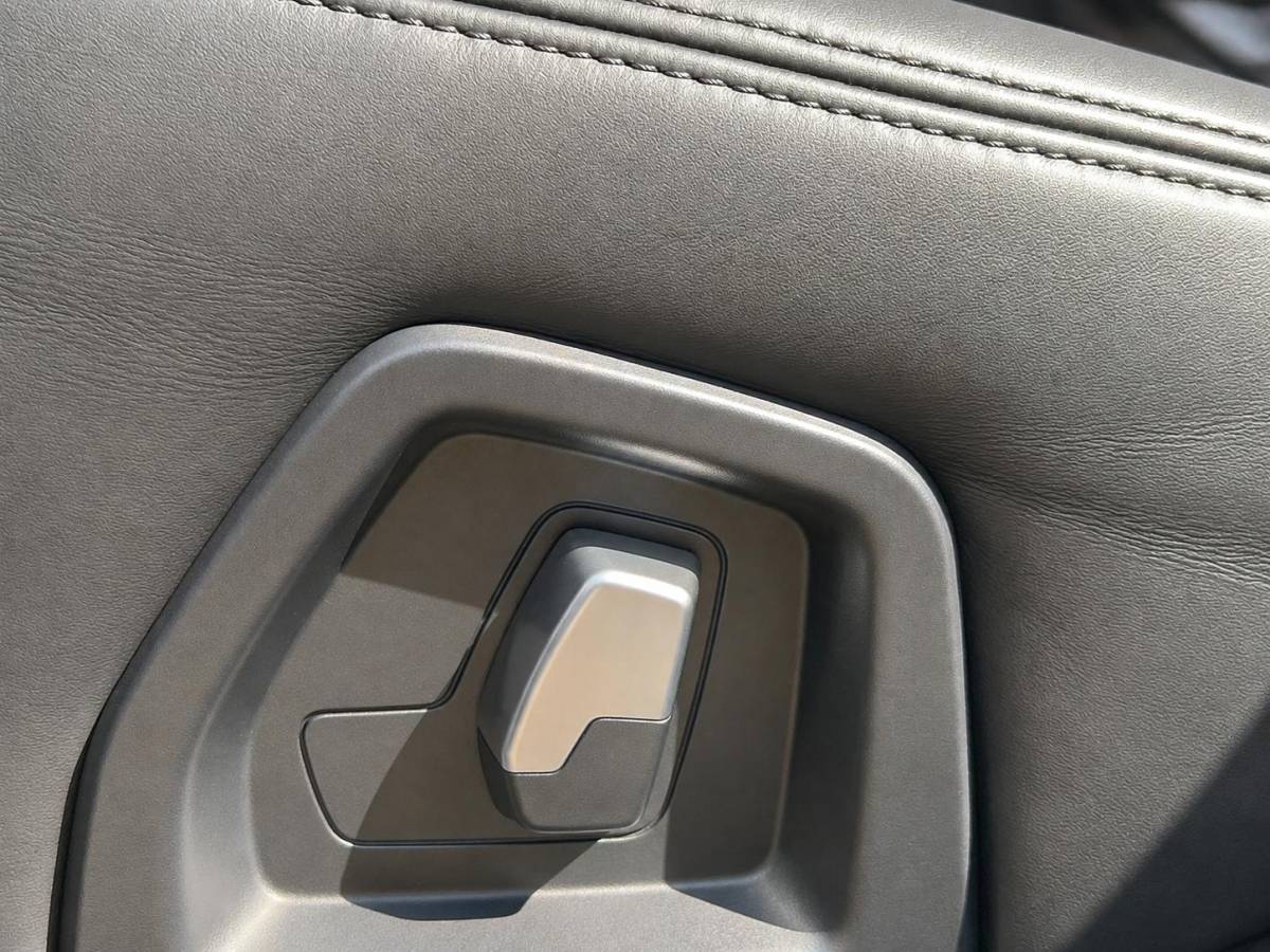 BMW 6 Serie BMW 6-serie Gran Turismo 640i High Executive 340PK | ZEER NETTE STAAT | Volledige Onderhoudshistorie | Luxury Line | 6 Cilinder | PANO | Adaptive Cruise Control | Achteruitrijcamera | Active Protection | Lederen Bekleding | 2x Memory | Elektrisch verstelbare voorstoelen | Dodehoekdetectie | Keyless Entry | Stoelverwarming | Achterbankverwarming | Navigatie | Soft Close | HIFI | Elektrisch Glazen Panorama-dak | Elektrische Achterklep |