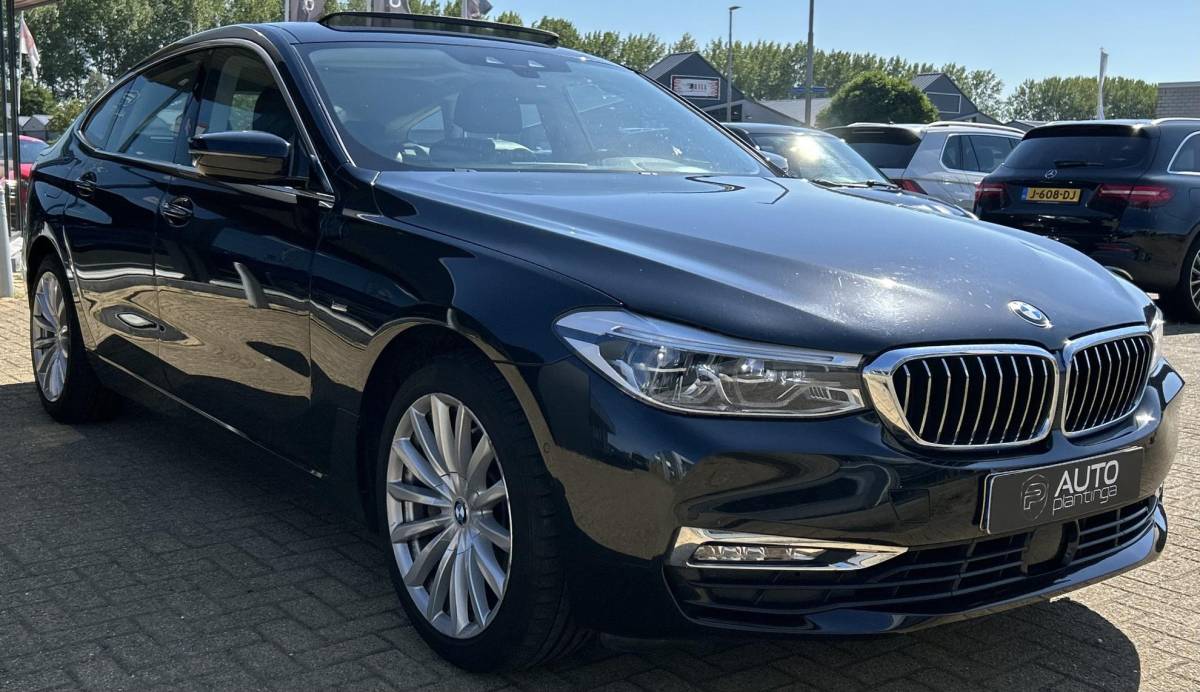 BMW 6 Serie BMW 6-serie Gran Turismo 640i High Executive 340PK | ZEER NETTE STAAT | Volledige Onderhoudshistorie | Luxury Line | 6 Cilinder | PANO | Adaptive Cruise Control | Achteruitrijcamera | Active Protection | Lederen Bekleding | 2x Memory | Elektrisch verstelbare voorstoelen | Dodehoekdetectie | Keyless Entry | Stoelverwarming | Achterbankverwarming | Navigatie | Soft Close | HIFI | Elektrisch Glazen Panorama-dak | Elektrische Achterklep |