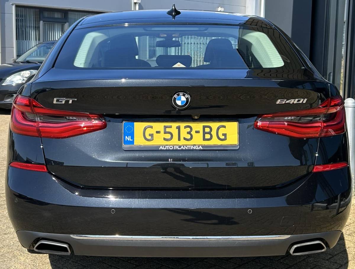 BMW 6 Serie BMW 6-serie Gran Turismo 640i High Executive 340PK | ZEER NETTE STAAT | Volledige Onderhoudshistorie | Luxury Line | 6 Cilinder | PANO | Adaptive Cruise Control | Achteruitrijcamera | Active Protection | Lederen Bekleding | 2x Memory | Elektrisch verstelbare voorstoelen | Dodehoekdetectie | Keyless Entry | Stoelverwarming | Achterbankverwarming | Navigatie | Soft Close | HIFI | Elektrisch Glazen Panorama-dak | Elektrische Achterklep |