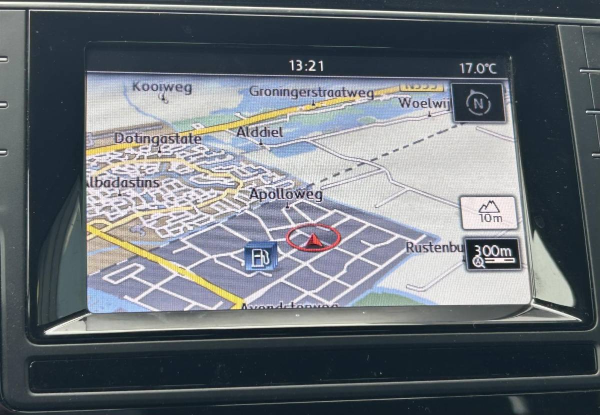 Volkswagen Golf Volkswagen Golf Variant 1.2 TSI Highline | AUTOMAAT | Onderhoudshistorie | NL AUTO | NAP | Trekhaak | Sportstoelen met Alcatara Bekleding | Navigatie | Parkeersensoren Voor en Achter | Climate Control | Cruise Control | Lichtmetalen Velgen | 2 Sleutels | APK tot 22-04-2027 |
