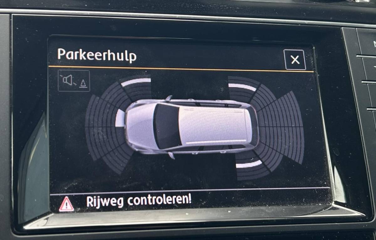 Volkswagen Golf Volkswagen Golf Variant 1.2 TSI Highline | AUTOMAAT | Onderhoudshistorie | NL AUTO | NAP | Trekhaak | Sportstoelen met Alcatara Bekleding | Navigatie | Parkeersensoren Voor en Achter | Climate Control | Cruise Control | Lichtmetalen Velgen | 2 Sleutels | APK tot 22-04-2027 |