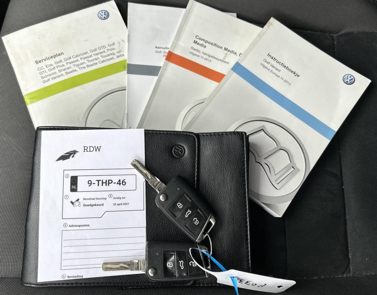 Volkswagen Golf Volkswagen Golf Variant 1.2 TSI Highline | AUTOMAAT | Onderhoudshistorie | NL AUTO | NAP | Trekhaak | Sportstoelen met Alcatara Bekleding | Navigatie | Parkeersensoren Voor en Achter | Climate Control | Cruise Control | Lichtmetalen Velgen | 2 Sleutels | APK tot 22-04-2027 |