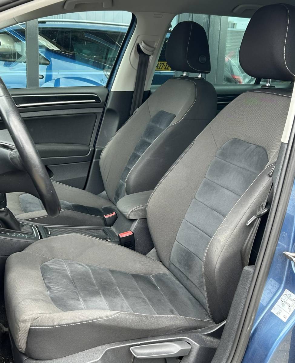 Volkswagen Golf Volkswagen Golf Variant 1.2 TSI Highline | AUTOMAAT | Onderhoudshistorie | NL AUTO | NAP | Trekhaak | Sportstoelen met Alcatara Bekleding | Navigatie | Parkeersensoren Voor en Achter | Climate Control | Cruise Control | Lichtmetalen Velgen | 2 Sleutels | APK tot 22-04-2027 |