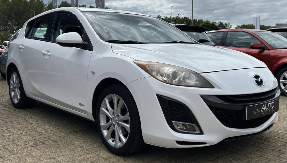 Mazda 3 Mazda 3 1.6 GT-M Line 105PK | 1e Eigenaar! | NL AUTO | Nieuwe APK | 5 Deurs | Cruise Control | Climate Control | Parkeersensoren | Armsteun |