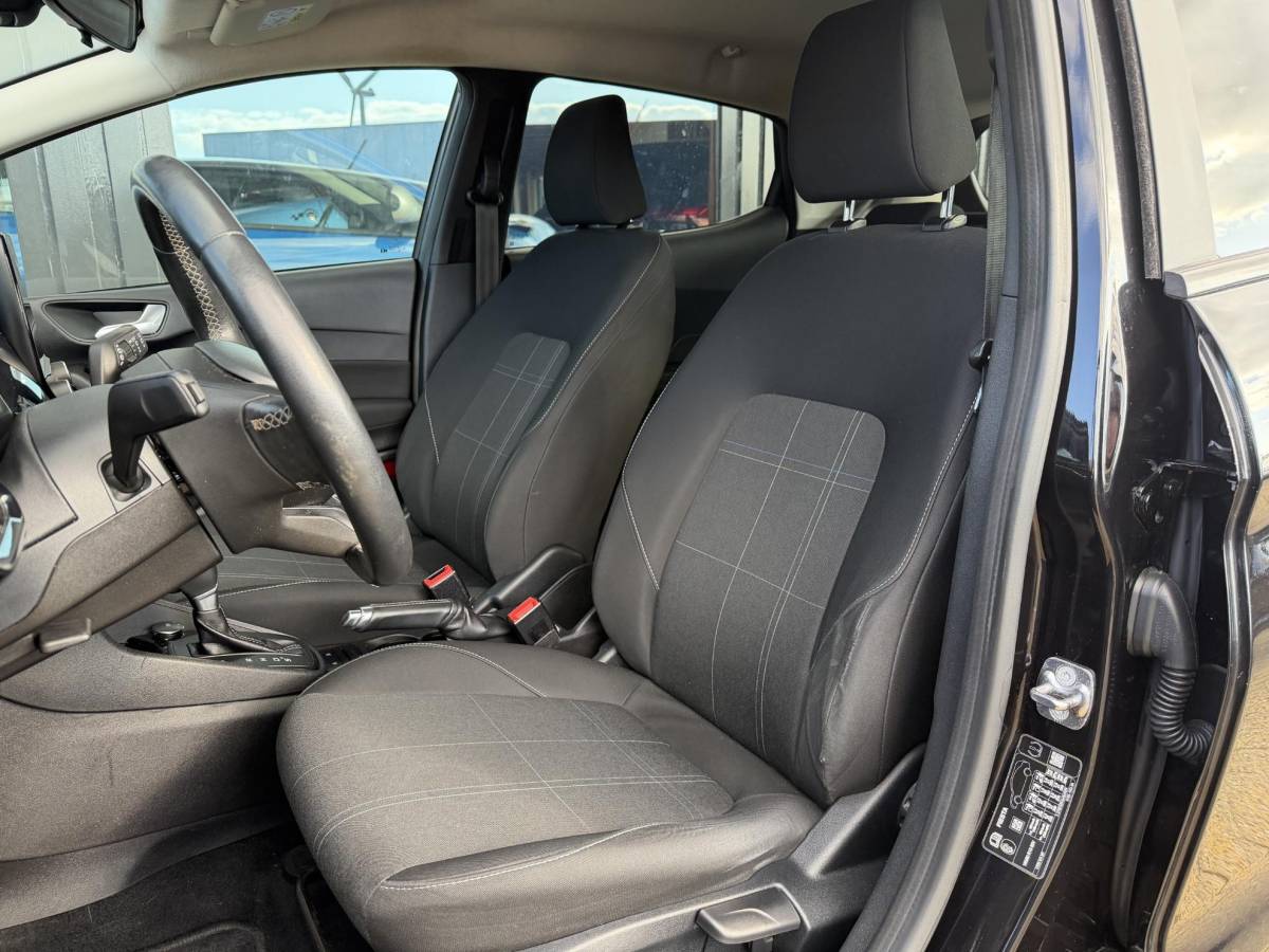 Ford Fiesta Ford Fiesta 1.0 EcoBoost Titanium 101PK | AUTOMAAT | Volledige Onderhoudshistorie | Carplay | Airco | Cruise Control | Lichtmetalen Velgen | Privacy Glass |