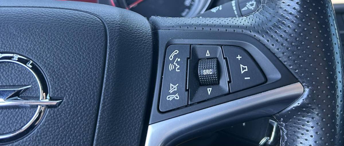 Opel Cascada Opel Cascada 1.4 Turbo ecoFLEX Cosmo 140PK | Zeer Nette Staat! | NL AUTO | CABRIO | Onderhoudshistorie | Luxe Stoelen | Achteruitrijcamera | Stoelverwarming | 19 Inch | Lederen Bekleding | Parkeersensoren Voor en Achter | Bi-Xenon | Navigatie | Climate Control | 2 Sleutels |