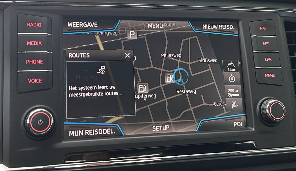 SEAT Ateca SEAT Ateca 1.4 EcoTSI Style 150PK | Van de Seat Dealer | Dealeronderhouden | Nette Staat | Trekhaak | 1800KG Trekgewicht  | Standkachel | Achteruitrijcamera | Stoelverwarming | Voorruitverwarming | Navigatie | Climate Control | Cruise Control | DAB+ | 2 Sleutels |
